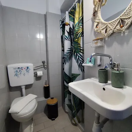 Mana Mia Seaside לפטוקריה