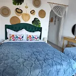 Mana Mia Seaside * ليبتوكاريا