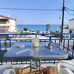 Mana Mia Seaside