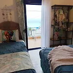 Mana Mia Seaside *