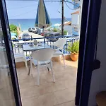 Mana Mia Seaside شقة ليبتوكاريا