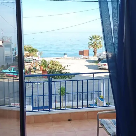 Mana Mia Seaside Apartment *