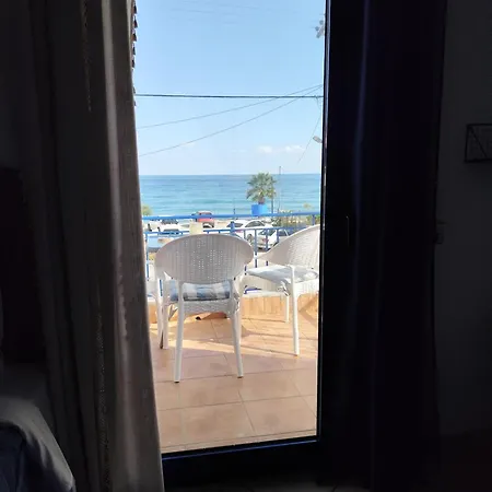 Mana Mia Seaside *